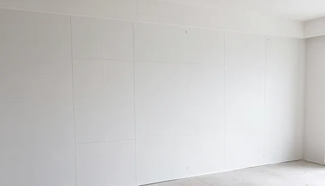 为本地项目施工管理，性能与适用条件如何取舍